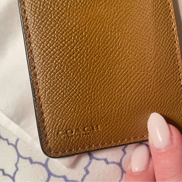 COACH Medium Zip & Snap Wallet 🐻‍❄️ NWT - Picture 10 of 15